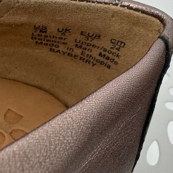 Naturalizer Bayberry ballet flats shoes rose gold leather buckle slip on size 7 - Picture 8 of 9